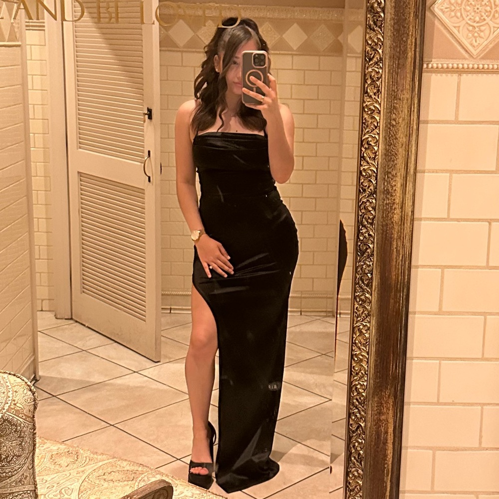 WINDSOR | Small | Formal Black Dress
